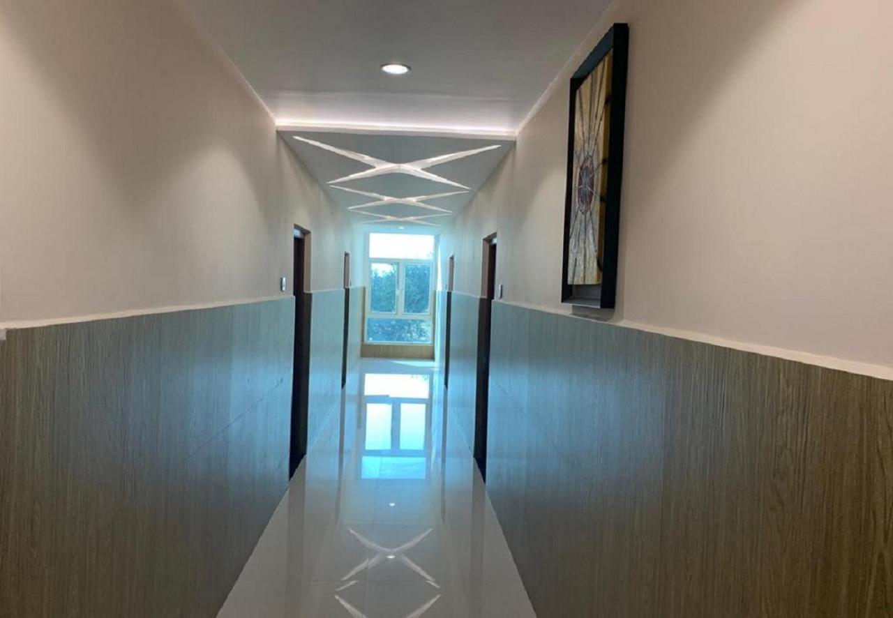 Ganesh Meridian Tiruppattur Exterior photo